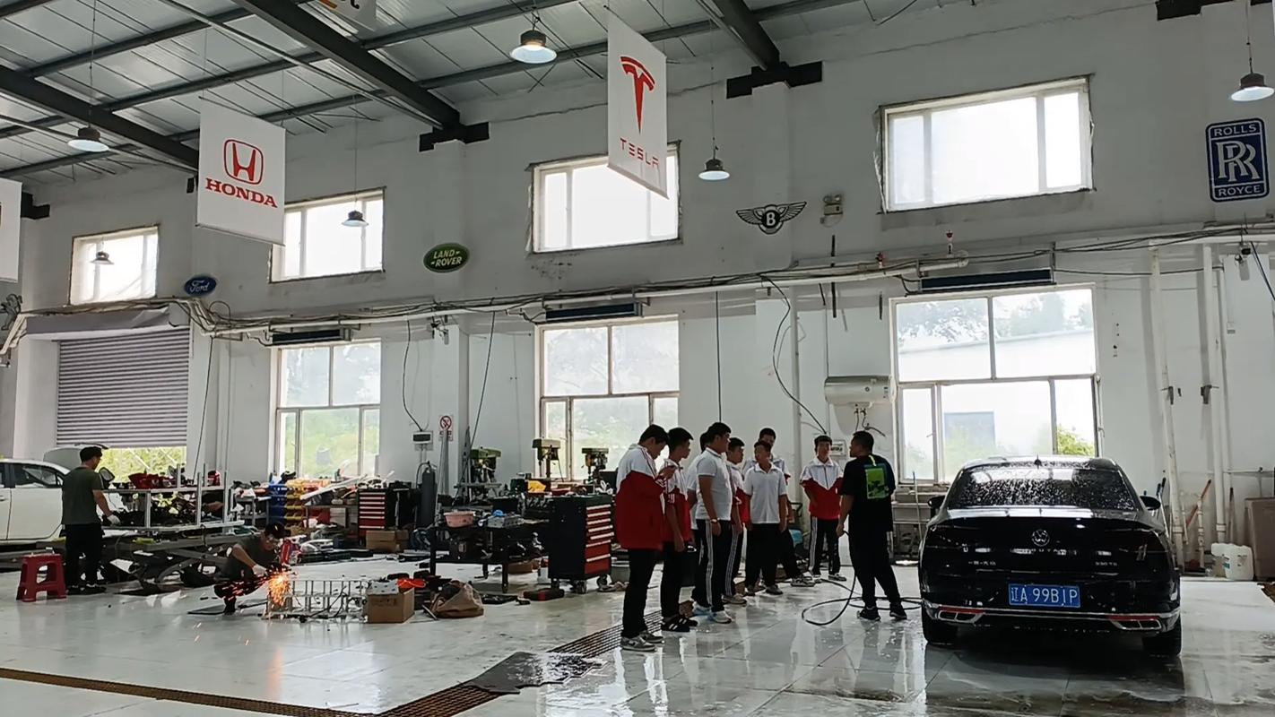 天津中考300-400分读什么技校