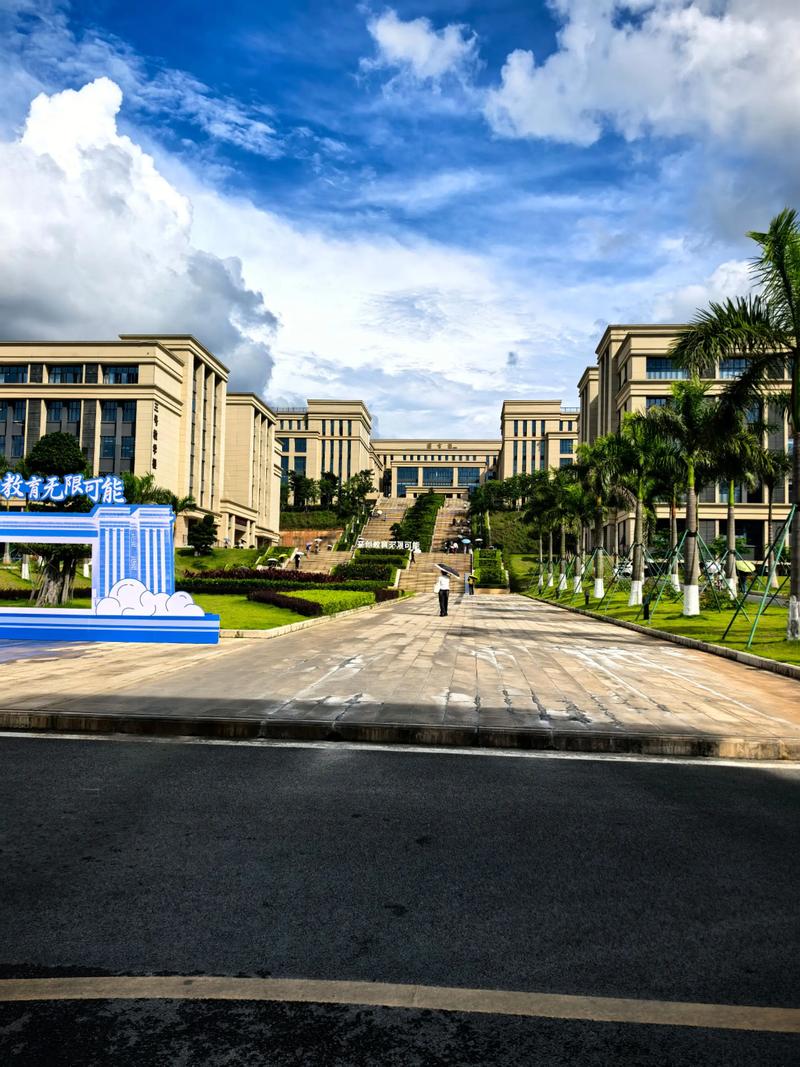 广西民族大学相思湖学院2021年招生简章，广西民族大学相思湖学院招生人数